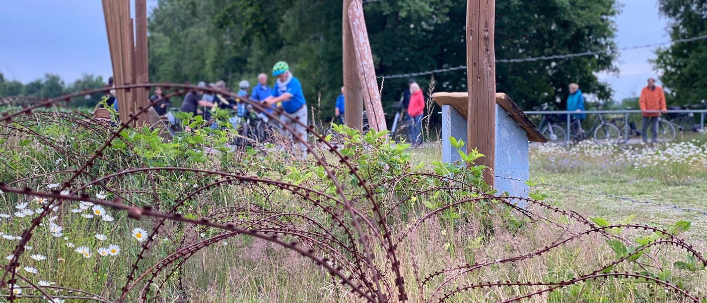 Radfahrer am Grenzlehrpfad Boeckwitz_Zicherie.jpeg