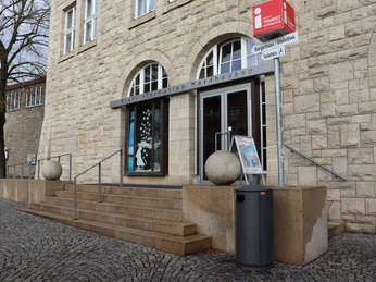 Stadtinfo-Nordhausen-Tourist-Information-Außenansicht.jpg