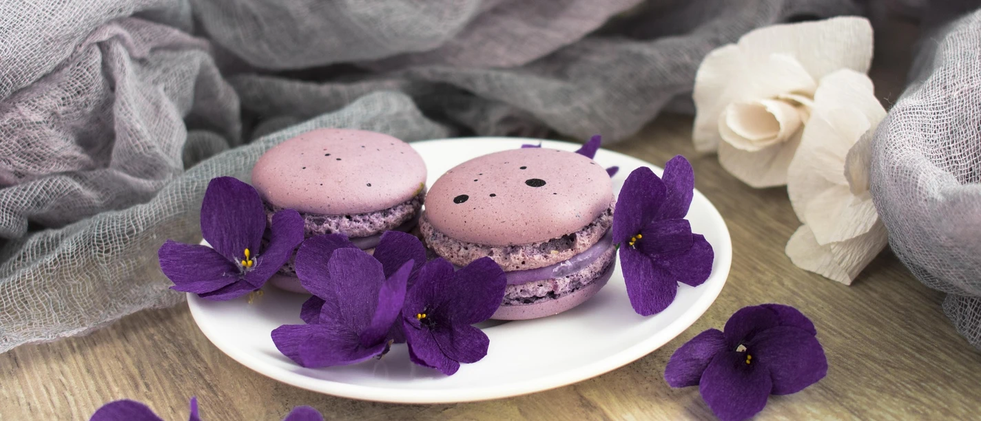 enotovyj-macaroons-3375245_1920.jpg Macarons