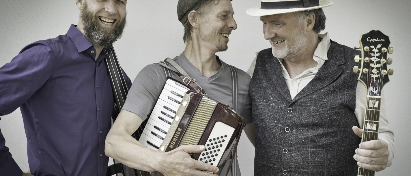 asphalt-swing-Web.jpeg asphalt-swing-Web