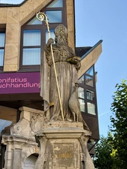 Hl. Liborius und Pfau.jpg