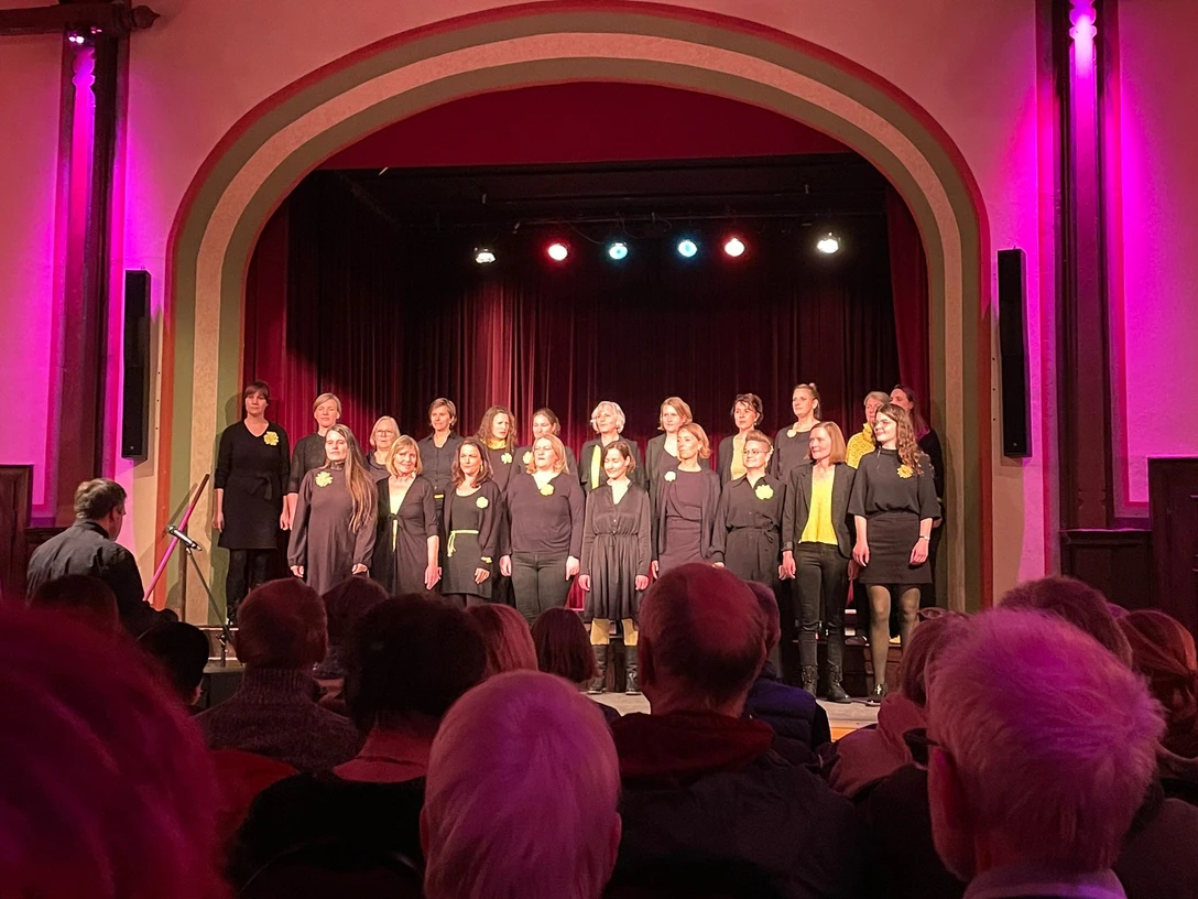 2026-03-06 - One more Light - Foto Yellow.jpg