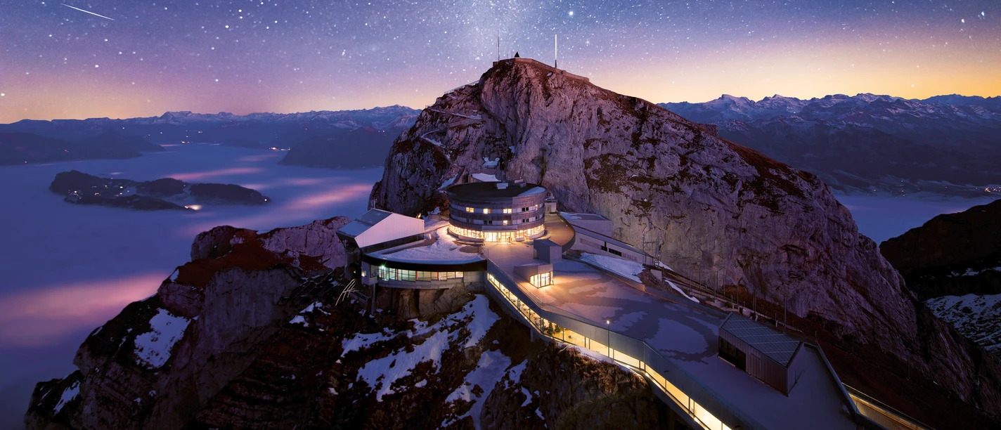 Hôtel Bellevue Pilatus de nuit