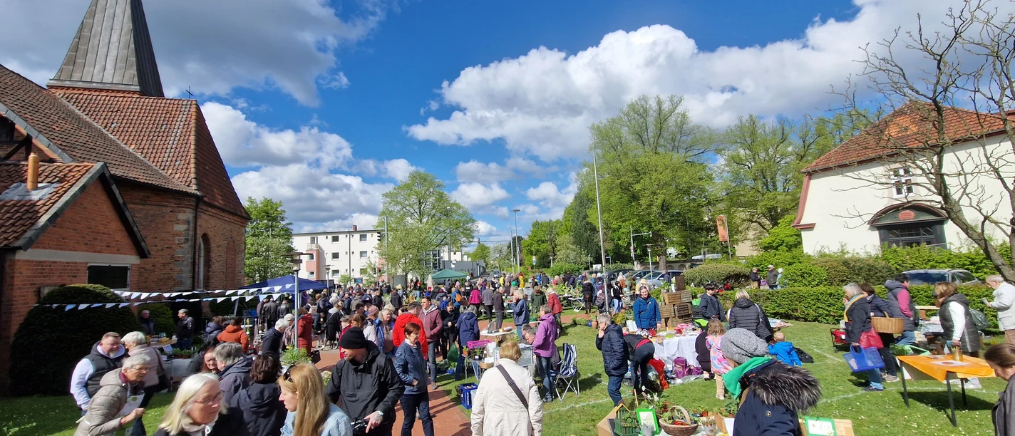 Pflanzenbörse in der Blumlage