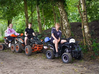01_Quad-Ausflug_Familiencampingplatz-Haseluenne_WEB_Jul2024.jpg