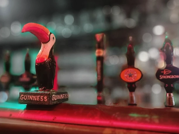 the red shamrock_C_janosch roloff_zapfhahn.png