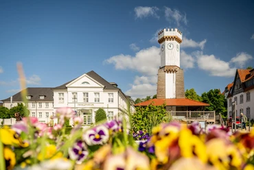 Gradierwerk mit dem Uhrenturm