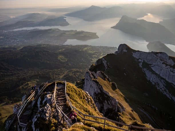 Vue sur le lac des Quatre-Cantons depuis le point de vue de l'Esel