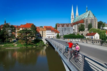 Görlitzer Altstadtbrücke mit Radfahrern
