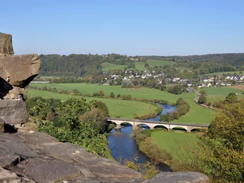 Blick von Burg Blankenberg.jpg