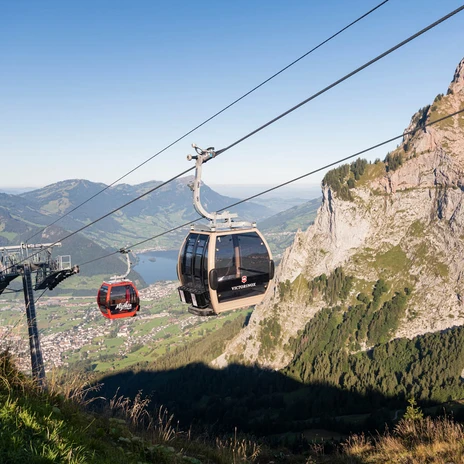 Rotenfluebahn vor dem Grossen Mythen