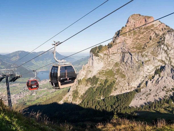 Rotenfluebahn vor dem Grossen Mythen