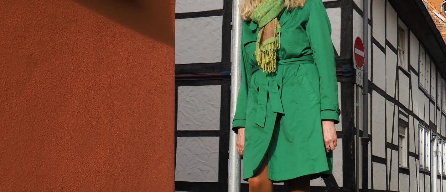 Gästeführerin am Hauseck Hathumarstraße