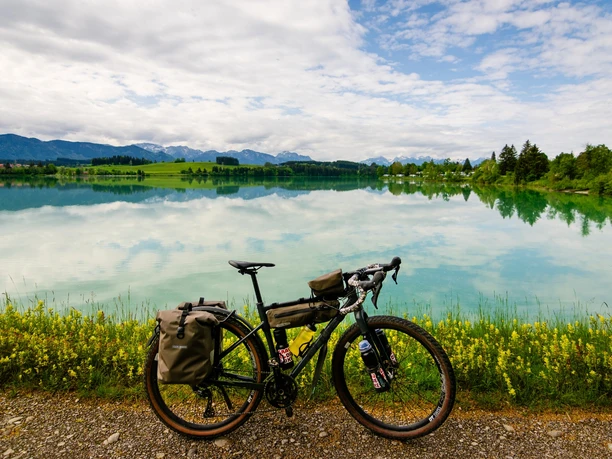 Gravelbiken mit Zugspitzblick am Lech