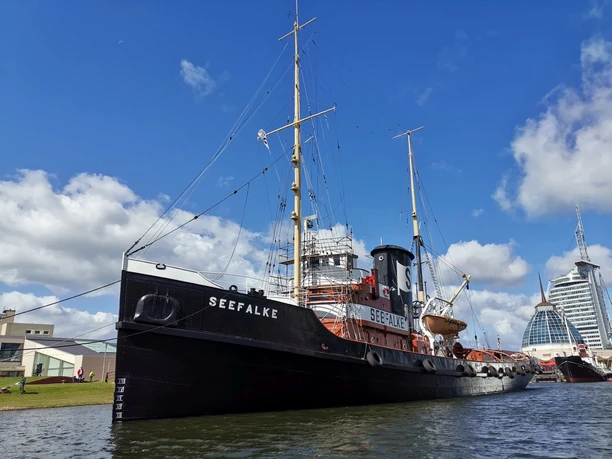 Schiff Seefalke im Museumshafen Bremerhaven