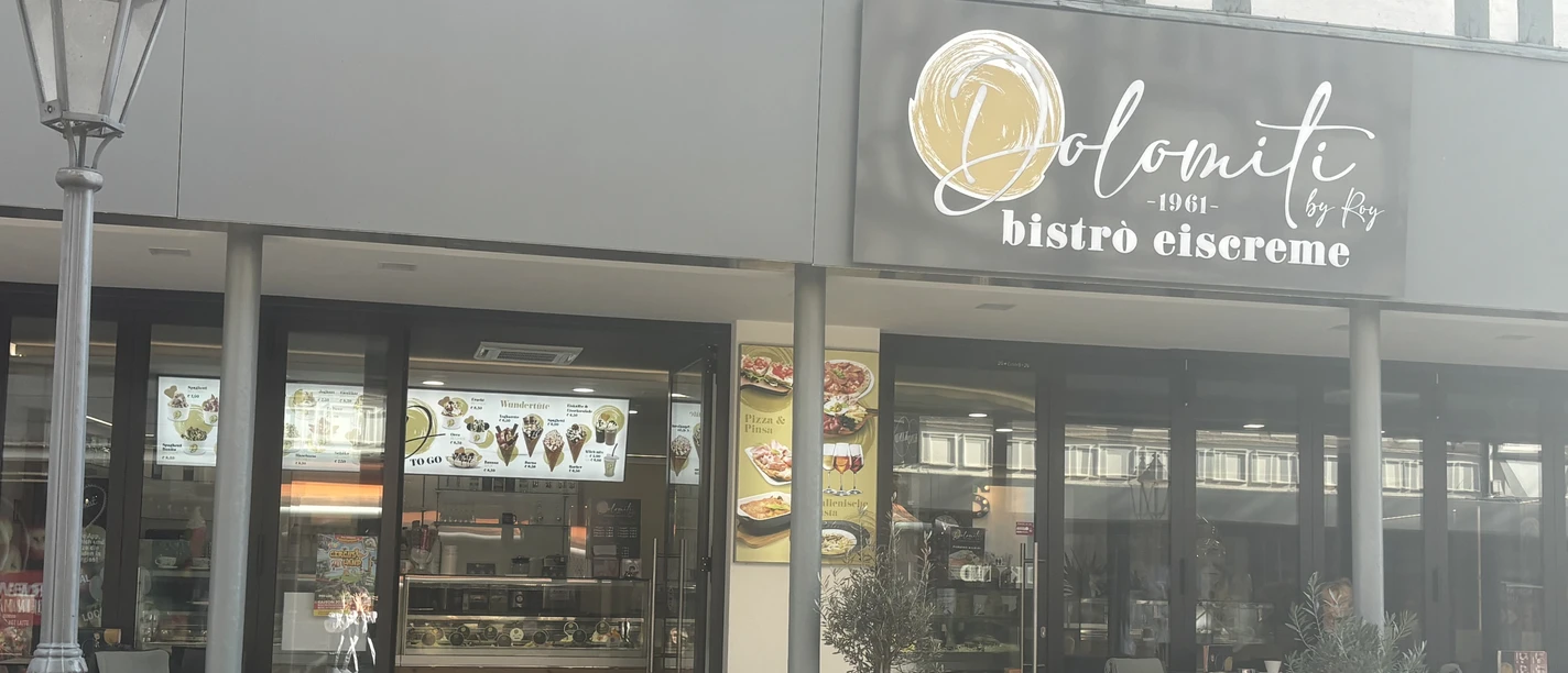 Front view of Dolomiti by Roy Bistro ice cream