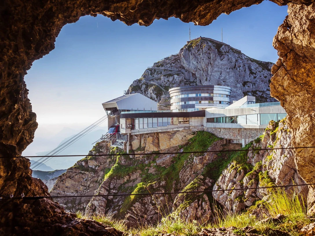 Ausblick vom Drachenweg auf dem Pilatus Kulm