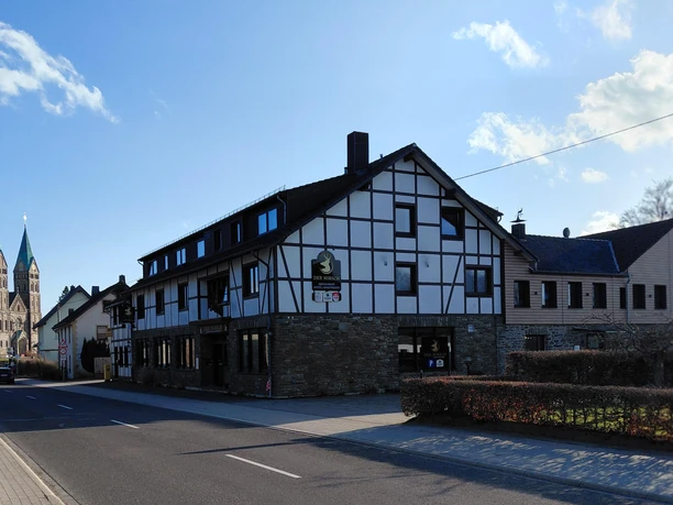 Hotel Der Hirsch_Außenansicht
