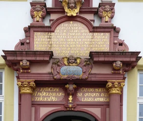 Inschriften am Theodorianum