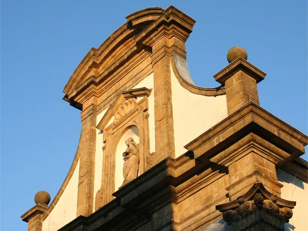 Giebel Franziskanerkirche