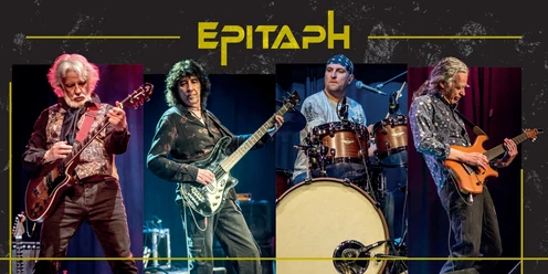 Epitaph.jpg Vier Musiker von Epitaph live auf der Bühne mit Gitarren und Schlagzeug