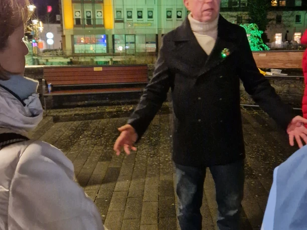 Gästeführer Werner Preugschas (abends)