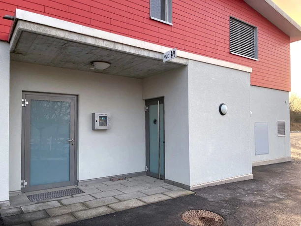 Eich_Öffentliche_Toilette_Brand.jpg