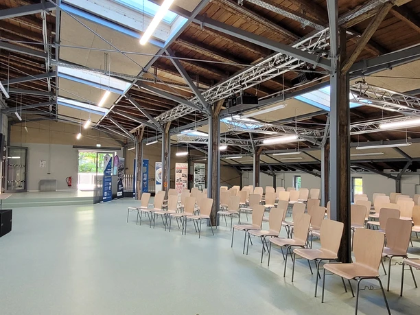 Stadtwirtschaft Veranstaltungssaal