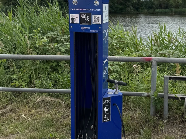 Radservicestation Geesthacht (Steinstraße) Radservicestation Geesthacht (Steinstraße)