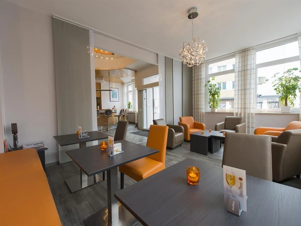 Plätze in der Lobby