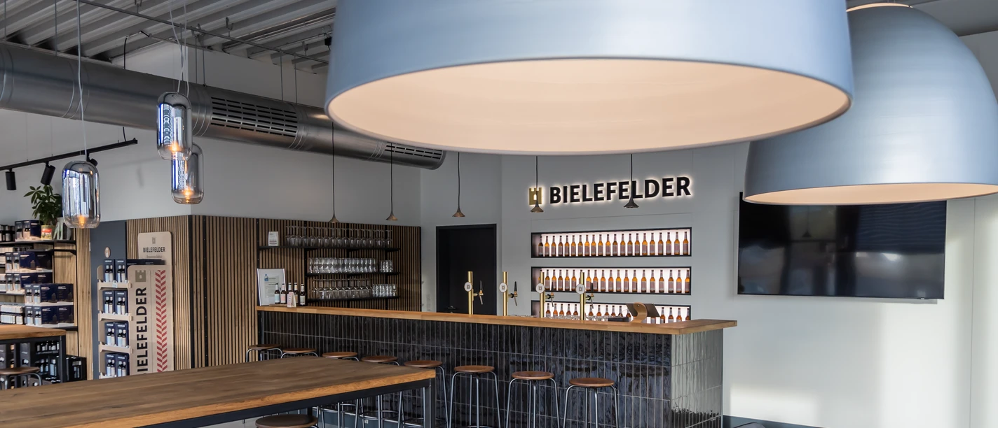 Tap Room der Bielefelder Braumanufaktur.PNG