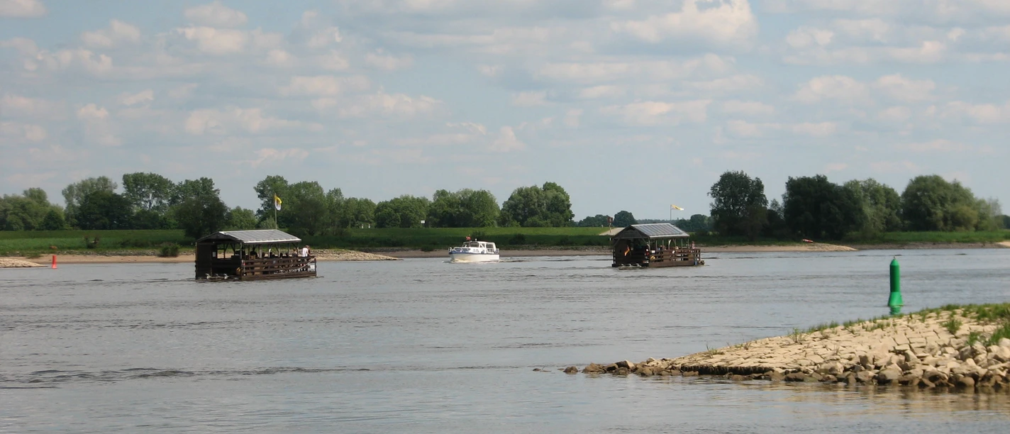 Elbe-Floßfahrten
