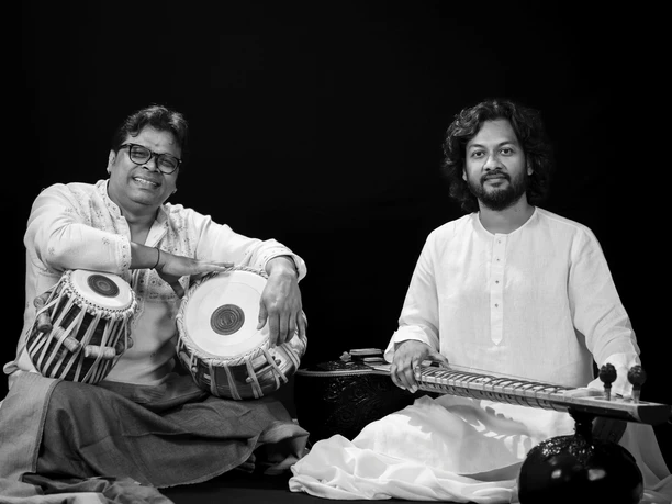 Rohan Dasgupta, Sitar und Udai Mazumdar, Tabla, s/w