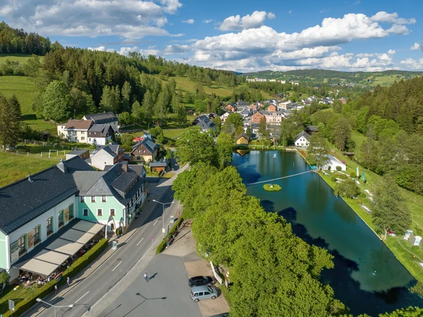 Gasthof Walfisch Zwota mit Gondelteich