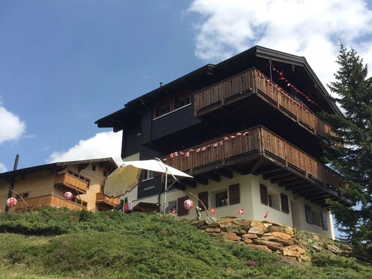 Aussenansicht, Sommer