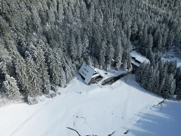 Edelfuchs-Lodge im Winter