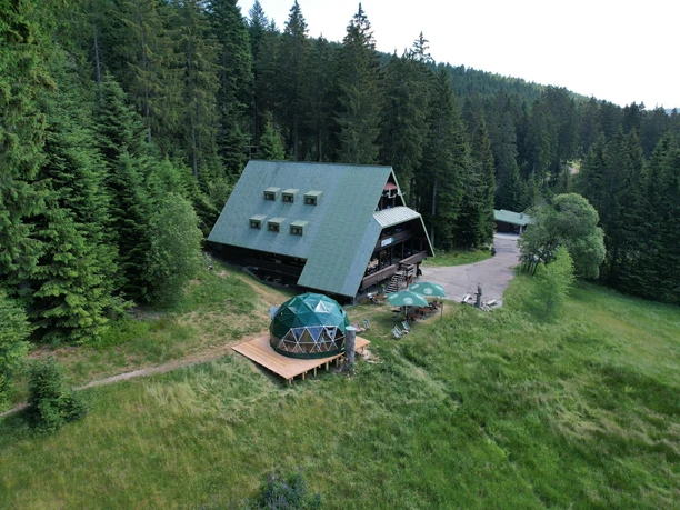 Edelfuchs-Lodge mit Dome