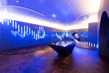 Deutsche Börse Visitors Center Exhibition at Deutsche Börse Visitors Center Frankfurt with light installation