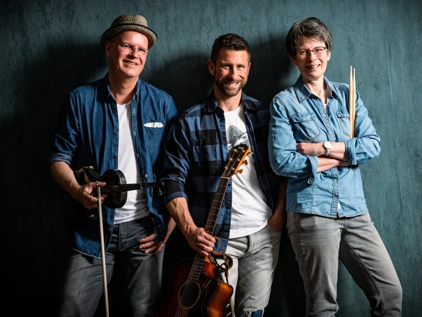 Free Waves_c_Free Waves.jpg