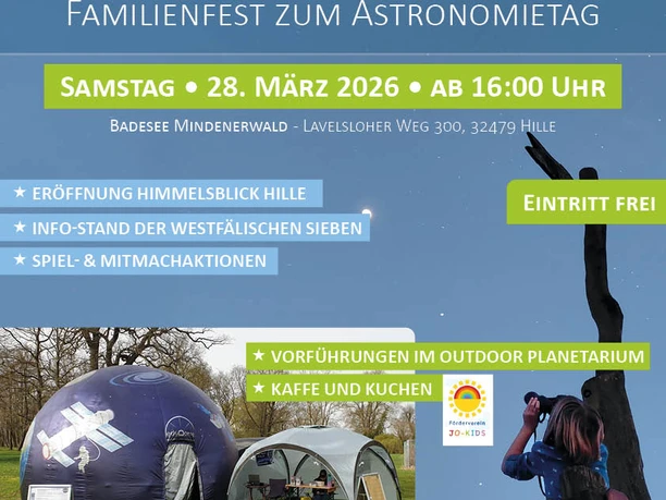 Plakat Sternstunde in Hille Plakat Sternstunden in Hille mit Planetariumzelt und Kind mit Fernglas am See