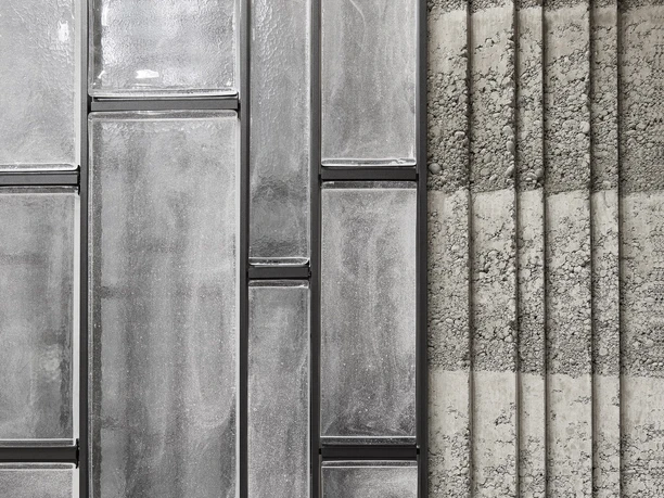 Kloster Ingenbohl Muranoglas & Trasskalkwand Alterszentrum St Josef © Kuster Frey