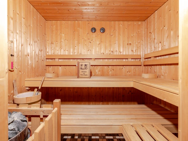 Bauhaus Villa The Horizon in Nebikon mit Alpenpanoramablick