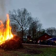 Osterfeuer in Frille