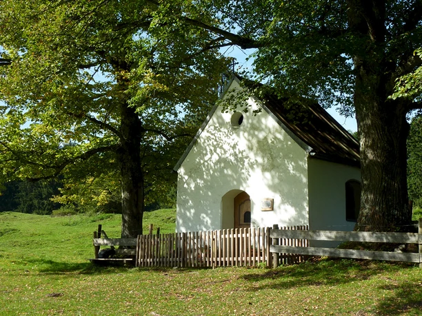 Fernwanderweg Meditationsweg Ammergauer Alpen - Kapelle am Ähndl