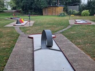 Minigolf in Frankenberg (Eder) Sie sehen verschiedene Bahnen der Minigolf Anlage Frankenberg Eder.