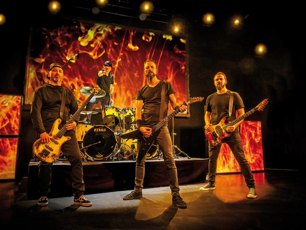 mytallica-tribute-band-germany-pressefoto-2025-fire-scaled.jpg