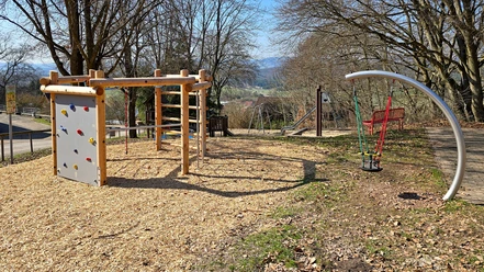 Goldhausen-2.jpg Spielplatz Goldhausen Klettern