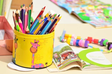congerdesign-colored-pencils-1506589.jpg