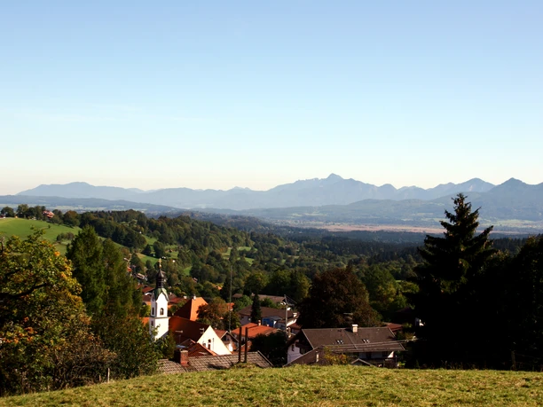 Blick über Bad Kohlgrub Richtung Murnauer Moos