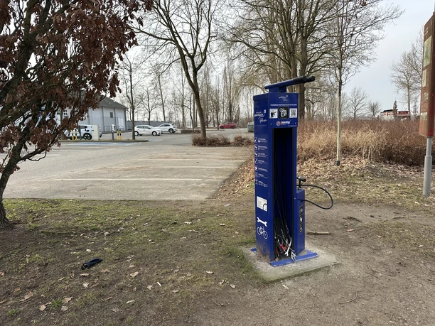 Radserviecestation (Freizeitbad)